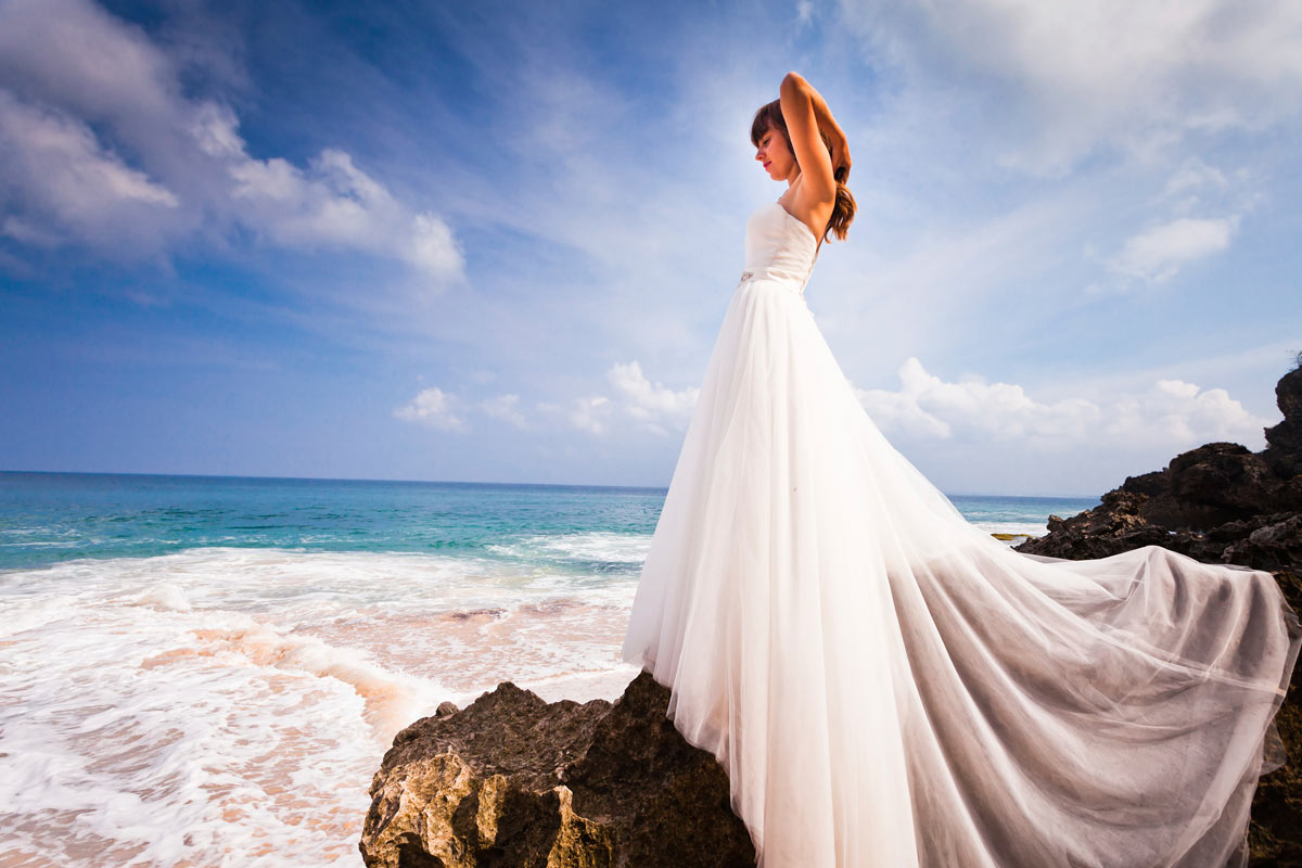 The Perfect Dress for a Beach Wedding